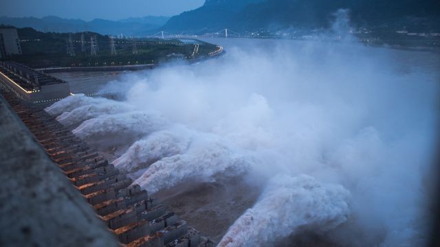 Největší přehrada na světě se blíží k maximální kapacitě